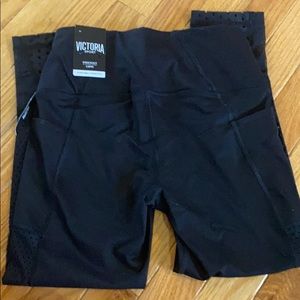NEW Victoria’s Secret sport leggings